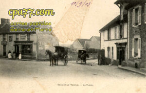 Savigny Le Temple (Seine-et-Marne) - La Place (en l&rsquo;état)