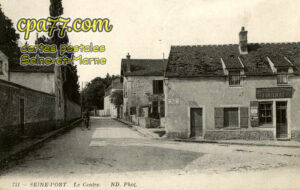 Seine Port (Seine-et-Marne) - Le Centre