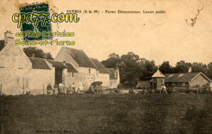 Serris (Seine-et-Marne) - Ferme Démousseaux – Lavoir public