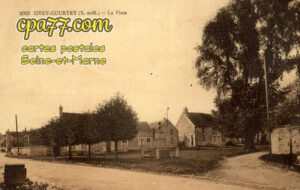 Sivry Courtry (Seine-et-Marne) - La Place