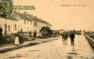 Sourdun (Seine-et-Marne) - Route de Provins