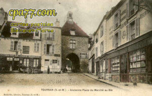 Tournan En Brie (Seine-et-Marne) - Ancienne Place du Marché au Blé