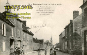 Tousson (Seine-et-Marne) - Ecole et Mairie – « Par un Laboureur Je suis Construit sans Interes et d&rsquo;un bon Zelle Il m&rsquo;a nommé Pierre Belle en Lanné 1762 »