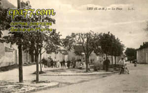 Ury (Seine-et-Marne) - La Place