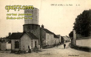 Ury (Seine-et-Marne) - Le Puits