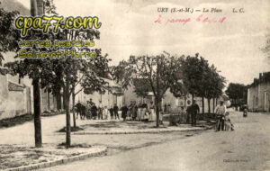 Ury (Seine-et-Marne) - La Place