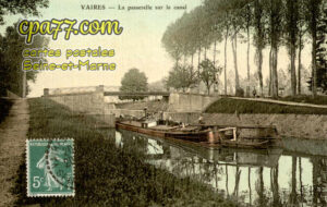 Vaires Sur Marne (Seine-et-Marne) - La Passerelle sur le canal