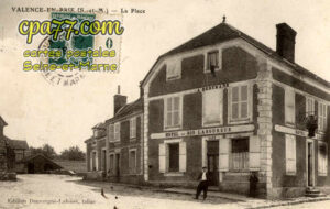 Valence En Brie (Seine-et-Marne) - La Place