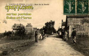 Vaux Le Pénil (Seine-et-Marne) - Rue de la Baste