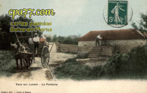 Vaux Sur Lunain (Seine-et-Marne) - La Fontaine