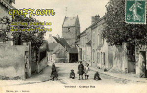 Vendrest (Seine-et-Marne) - Grande Rue