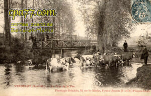 Verdelot (Seine-et-Marne) - Le Pont de la Fée