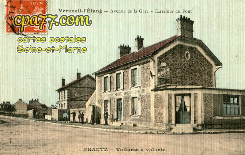 Verneuil L'étang (Seine-et-Marne) - Avenue de la Gare – Carrefour du Pont