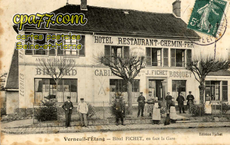 Verneuil L'étang (Seine-et-Marne) - Hôtel Fichet, en face la Gare