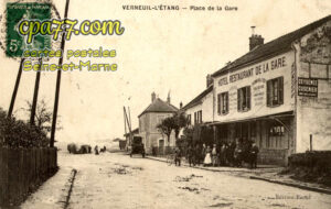 Verneuil L'étang (Seine-et-Marne) - Place de la Gare