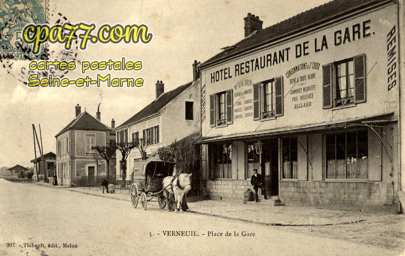 Verneuil L'étang (Seine-et-Marne) - Place de la Gare