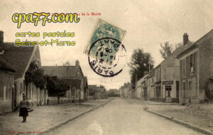 Verneuil L'étang (Seine-et-Marne) - Rue de la Mairie