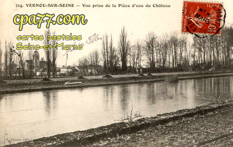 Vernou La Celle Sur Seine (Seine-et-Marne) - Vue prise de la Pièce d&rsquo;eau du Château