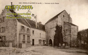 Vert St Denis (Seine-et-Marne) - Intérieur de la Ferme