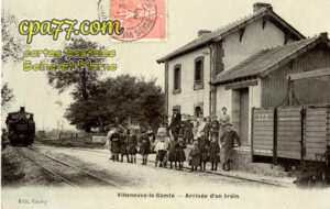 Villeneuve Le Comte (Seine-et-Marne) - Arrivée d&rsquo;un train