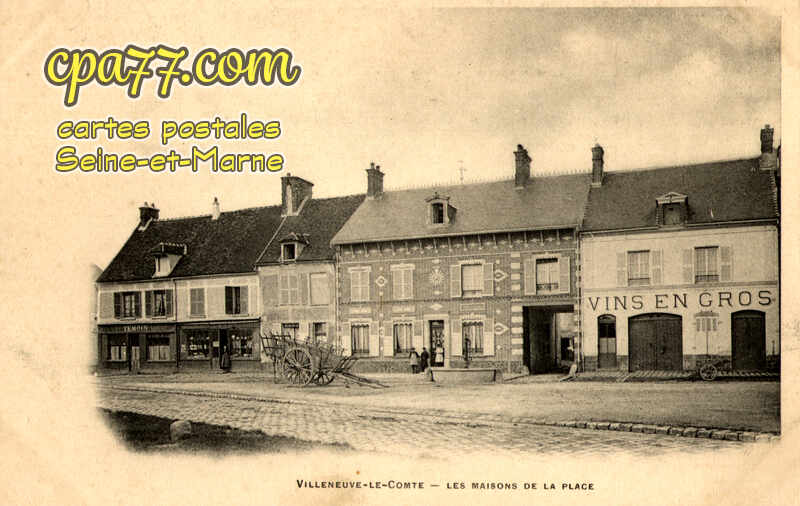 Villeneuve Le Comte (Seine-et-Marne) - Les Maisons de la Place
