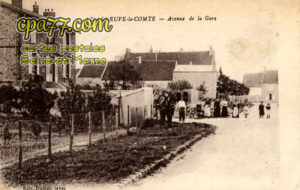 Villeneuve Le Comte (Seine-et-Marne) - Avenue de la Gare