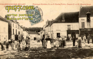 Villeneuve Sur Bellot (Seine-et-Marne) - La Place