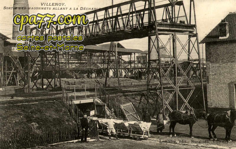 Villenoy (Seine-et-Marne) - Sortie des wagonnets allant à la Décharge