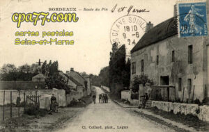 Villevaudé (Seine-et-Marne) - Bordeaux – Route du Pin