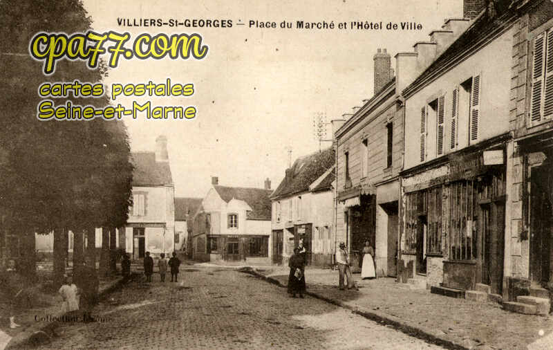 Villiers St Georges (Seine-et-Marne) - Place du Marché et l&rsquo;Hôtel-de-Ville