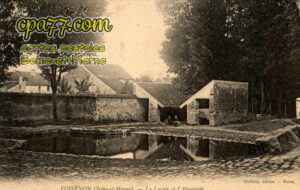 Voisenon (Seine-et-Marne) - Le Lavoir et l&rsquo;Abreuvoir