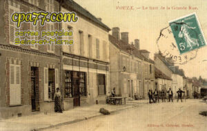 Voulx (Seine-et-Marne) - Le Haut de la Grande Rue